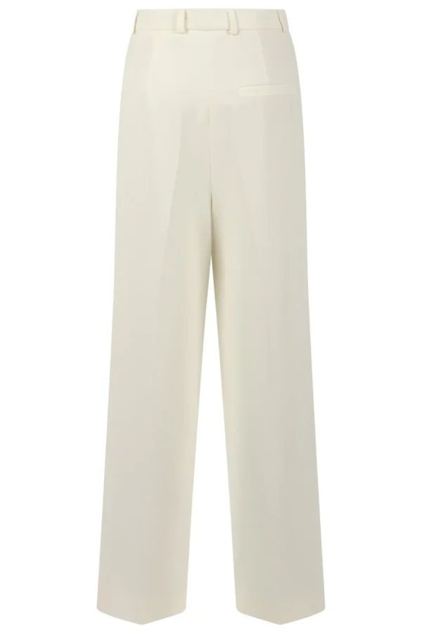 Hot Rossi Hose Noa Natur Fluid Cade