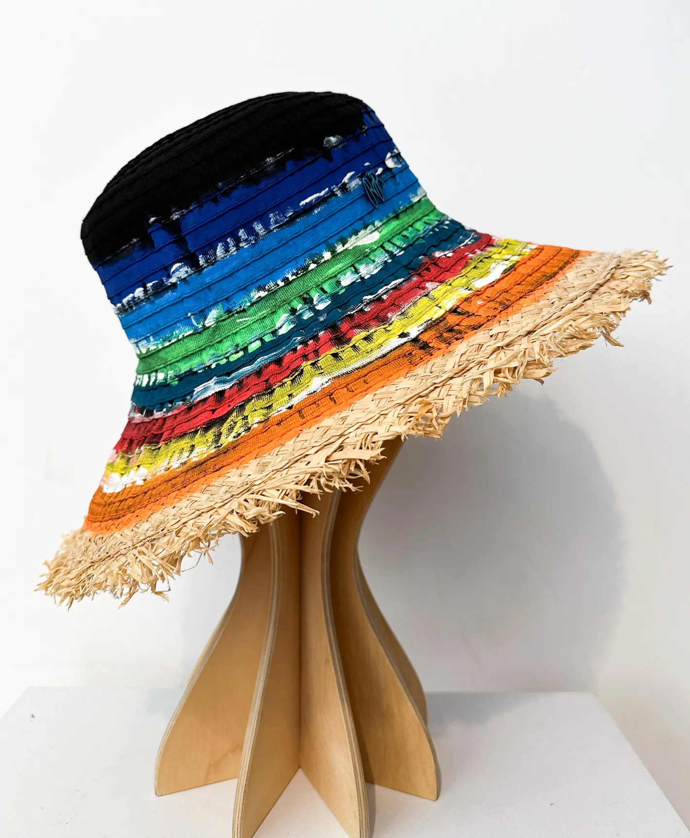 hut_raffaello_bettini_bun_0.webp New Raffaello Bettini Hut Bunt