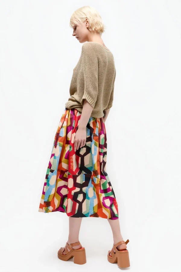 Hot Talking Walls Rock Juju Carousel