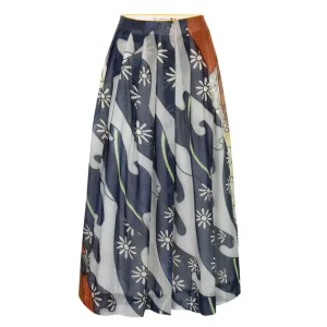 New Talking Walls Rock Lily Waves