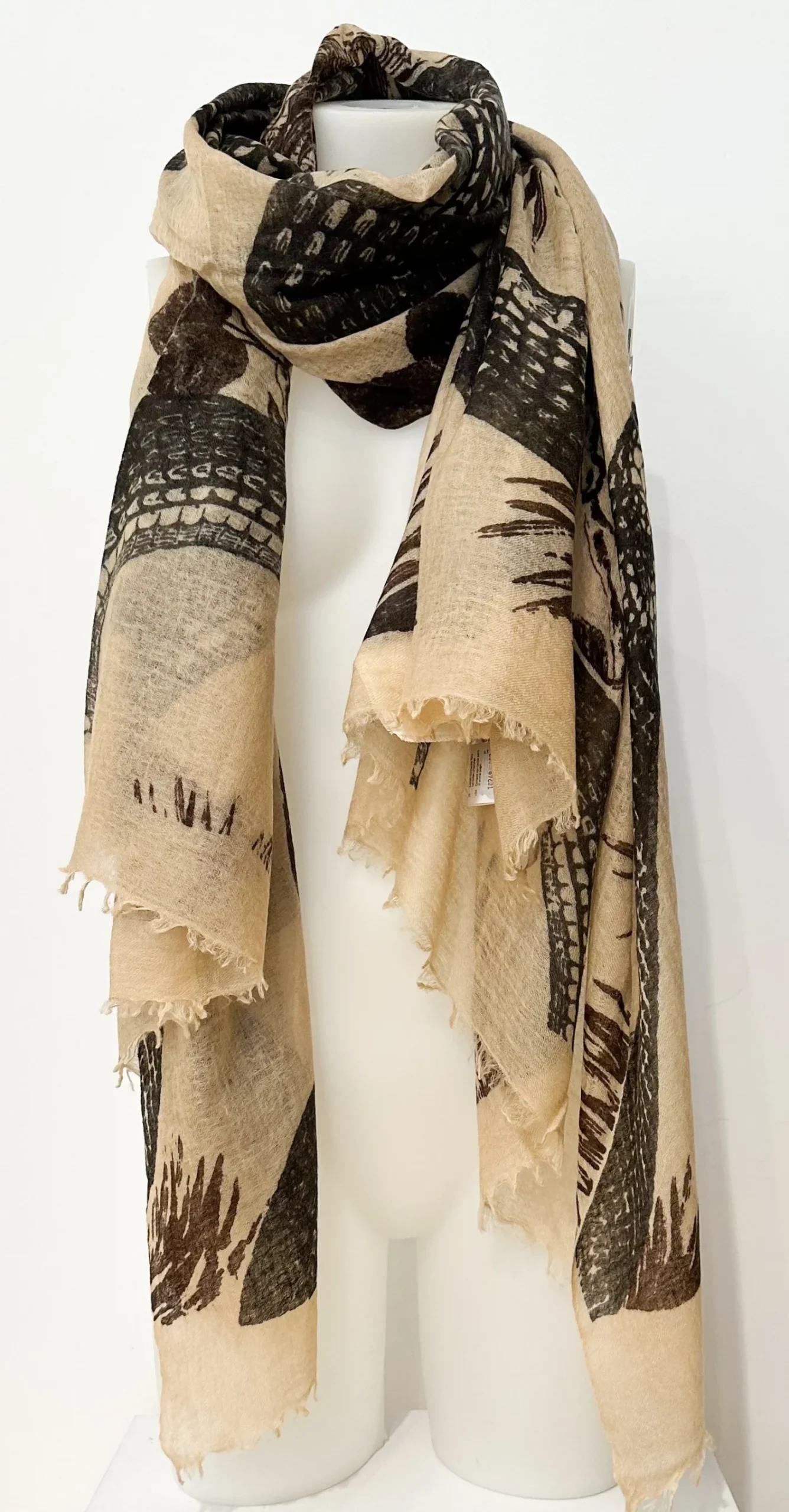 schal_friendly_hunting_fe_0-12.webp New Friendly Hunting Schal Felted Stole