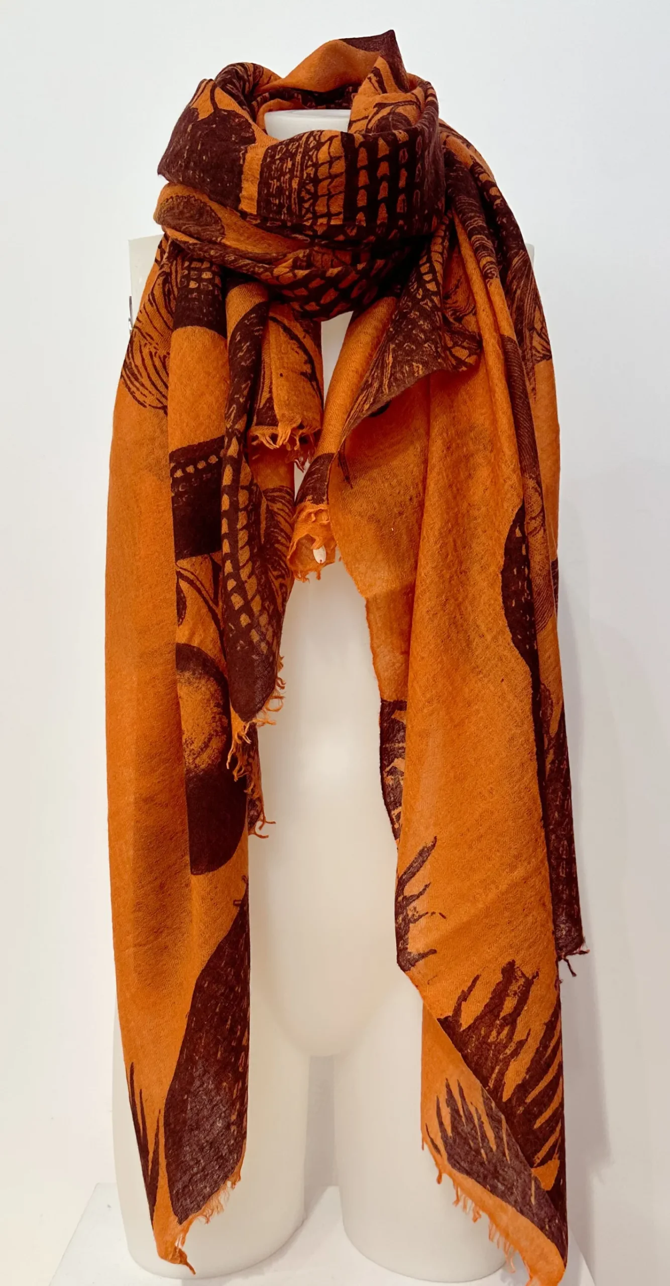 schal_friendly_hunting_fe_0-7.webp New Friendly Hunting Schal Felted Stole